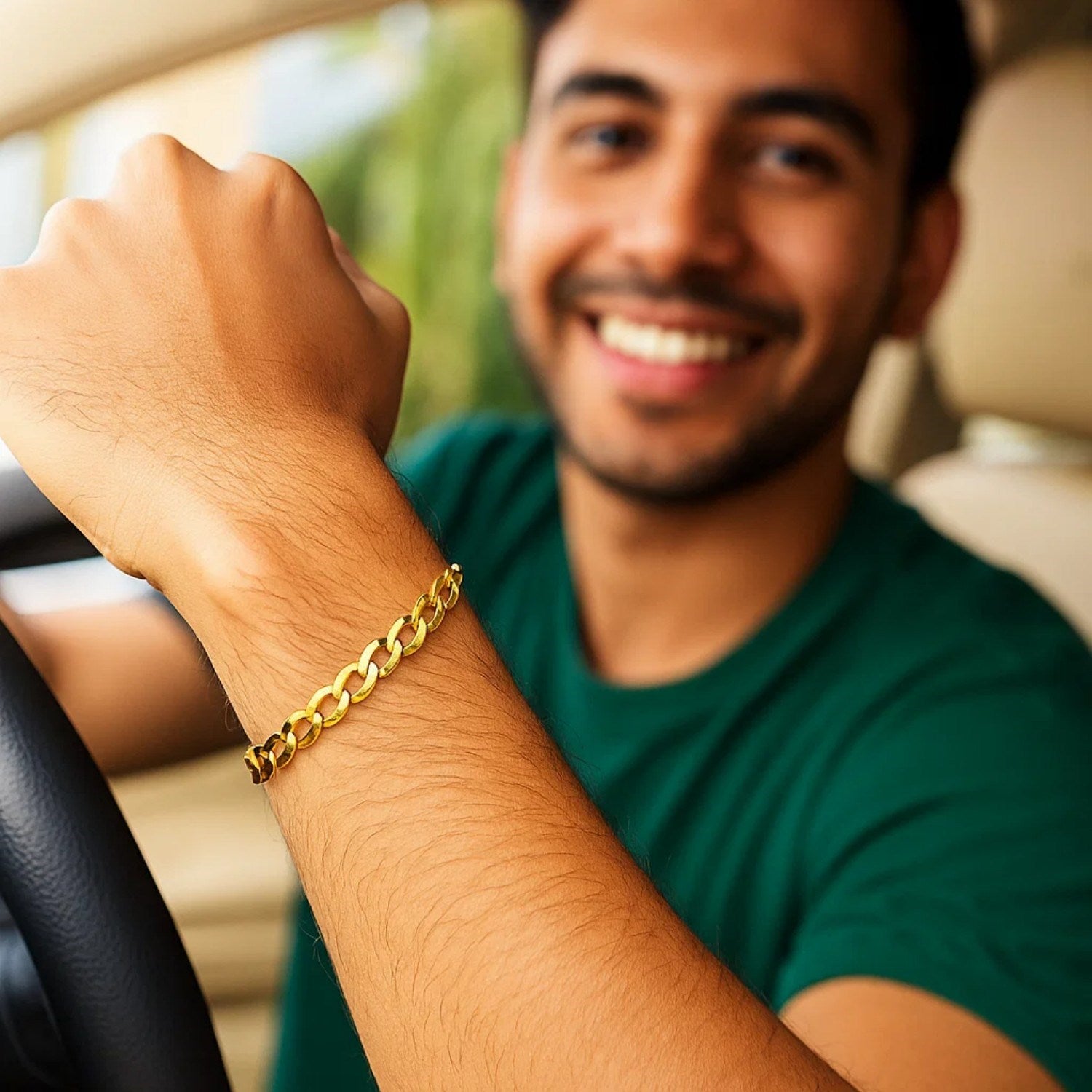 14k yellow gold solid curb bracelet featuring a modern chain link design, perfect for elegant layering or standalone wear.