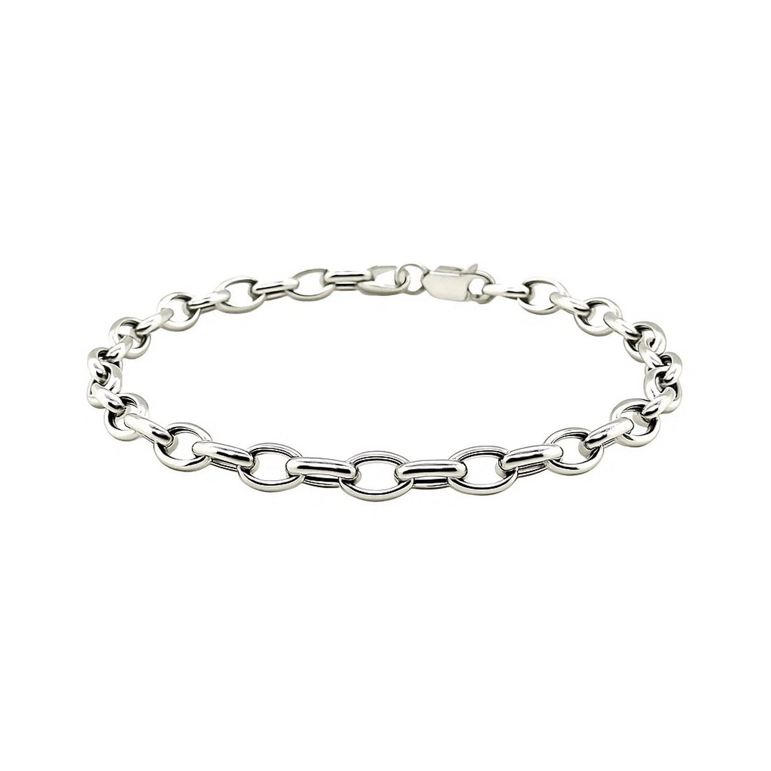 14k white gold oval rolo bracelet featuring a classic design with elegant links and a polished finish.