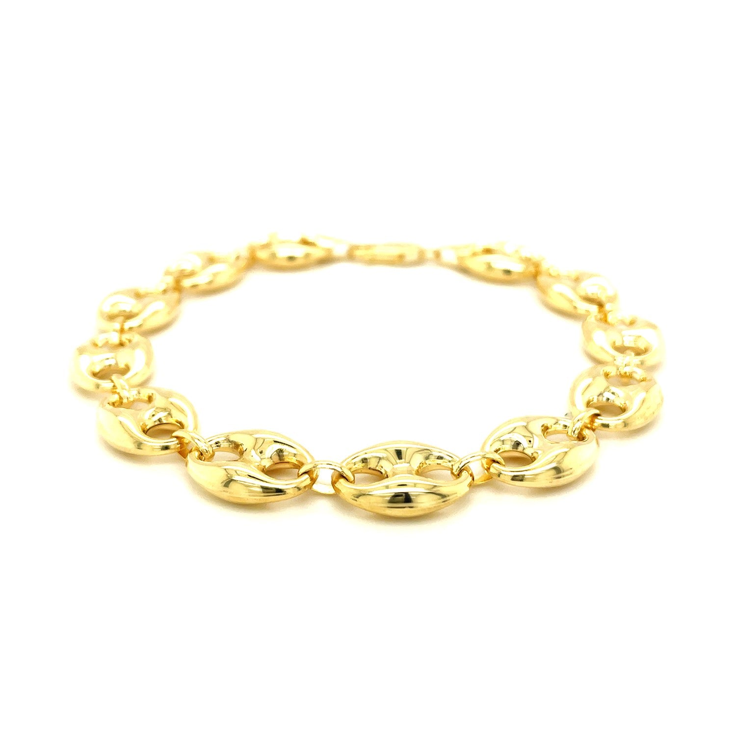 14k yellow gold puffed mariner link bracelet, elegantly designed with bold, smooth links for a luxurious finish.