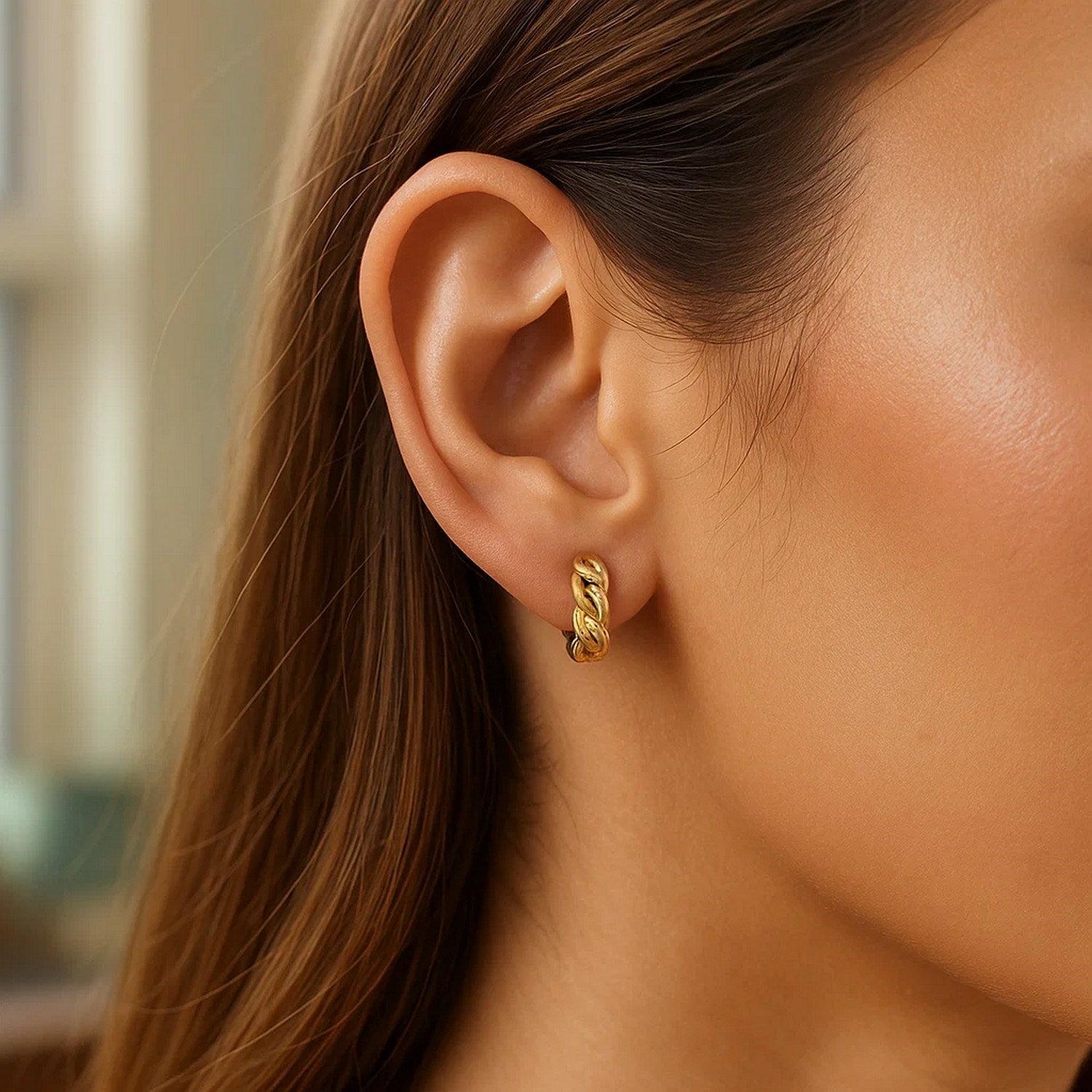 14K yellow gold thick curb chain huggie hoop earrings, modern design, luxurious shine, perfect for elegant occasions.