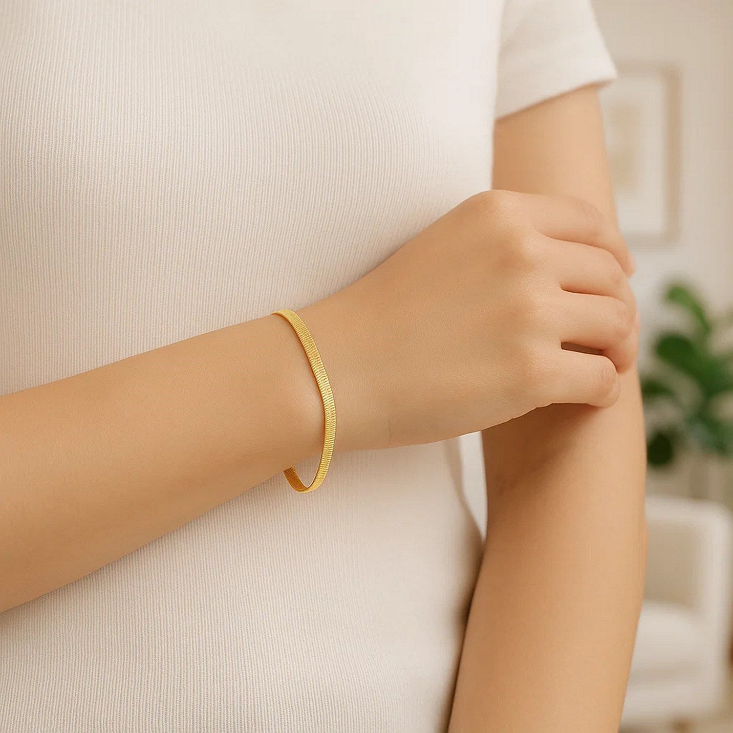 Contemporary 10k yellow gold Imperial Herringbone bracelet with elegant chain link design, perfect for luxury styling.