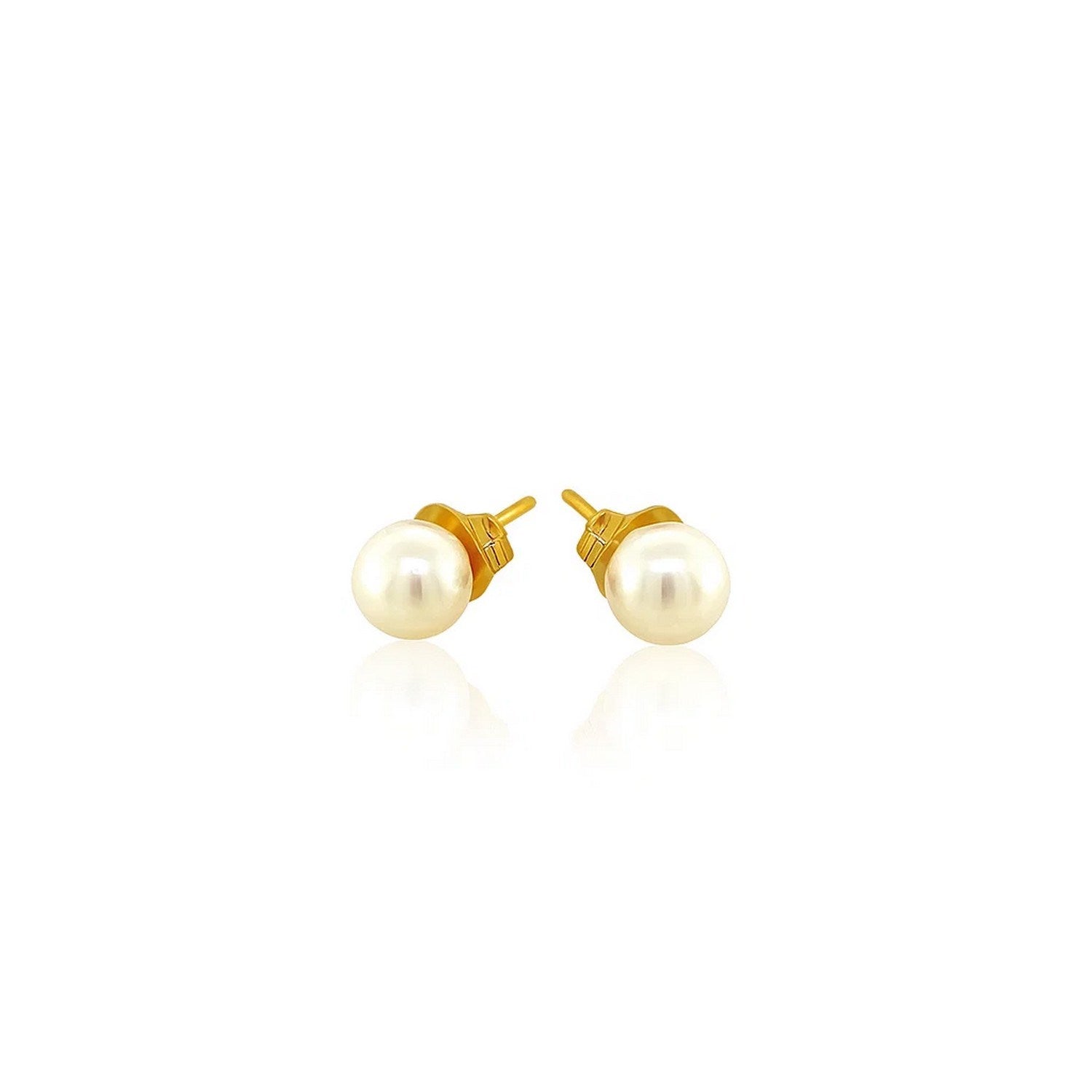 Elegant 14k yellow gold stud earrings featuring 4mm freshwater cultured pearls for a timeless, luxurious look.