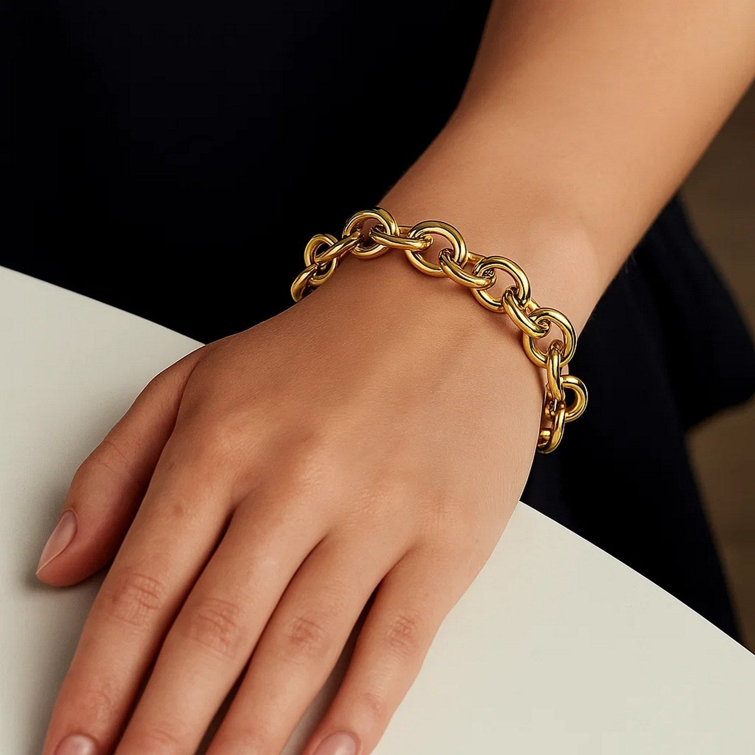 14k yellow gold round link bracelet featuring a modern chain design, elegantly crafted for luxury style.