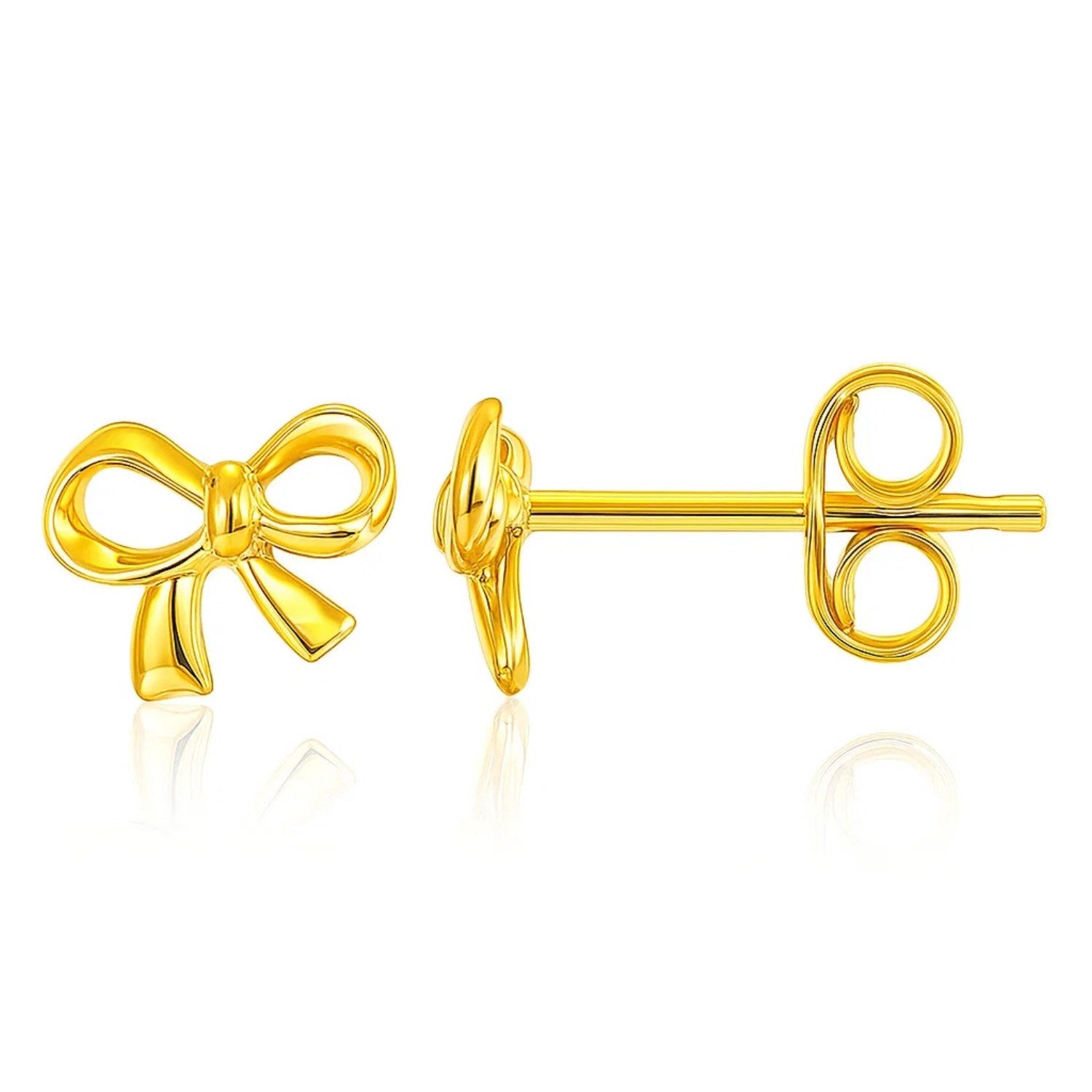 14k yellow gold bow style earrings featuring a modern design for a luxurious touch to any ensemble.