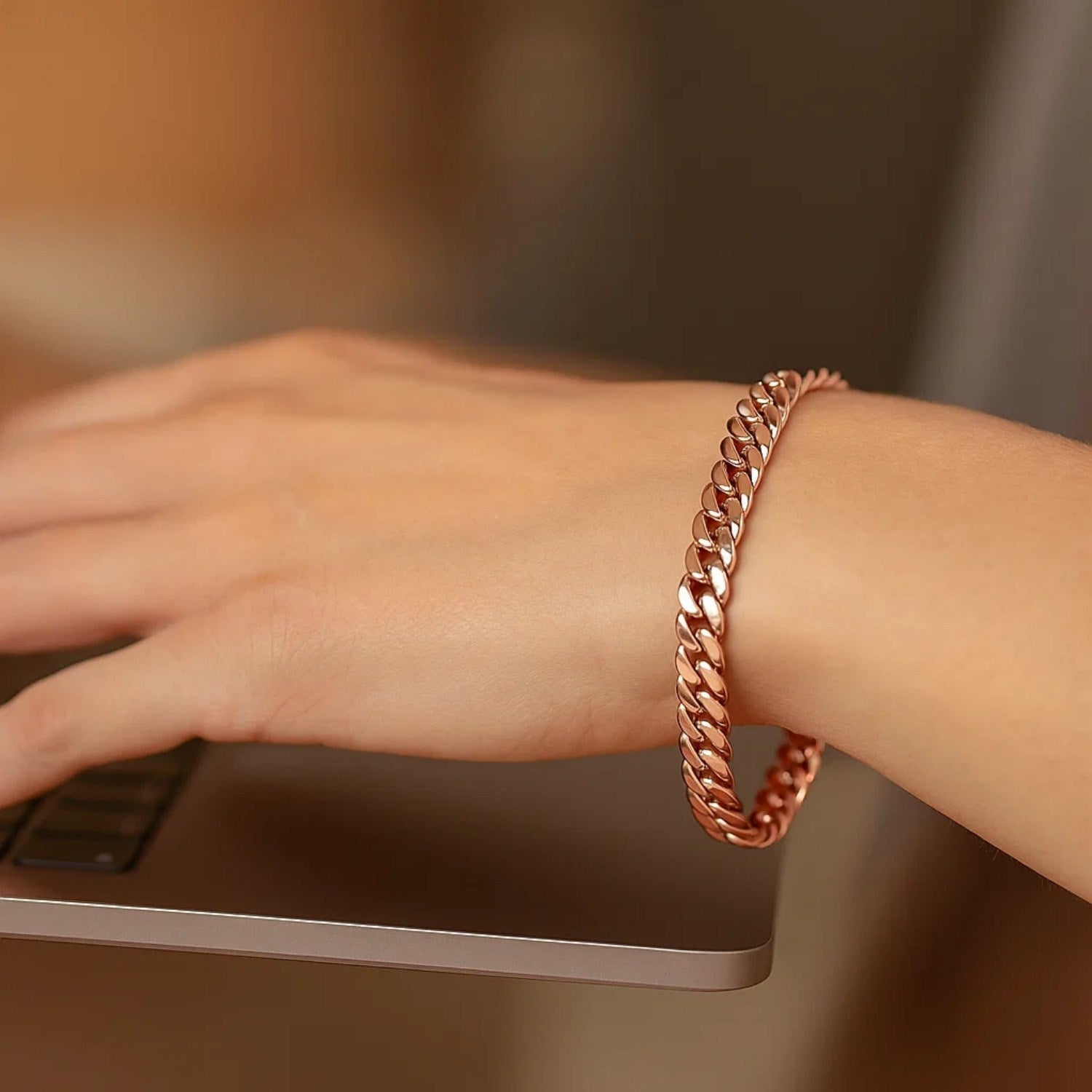 Elegant 14K rose gold Cuban link bracelet featuring a refined chain design, perfect for luxurious styling.