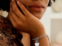 Pulsera de cadena rolo de plata de ley rodiada con dije de corazón (6,00 mm)