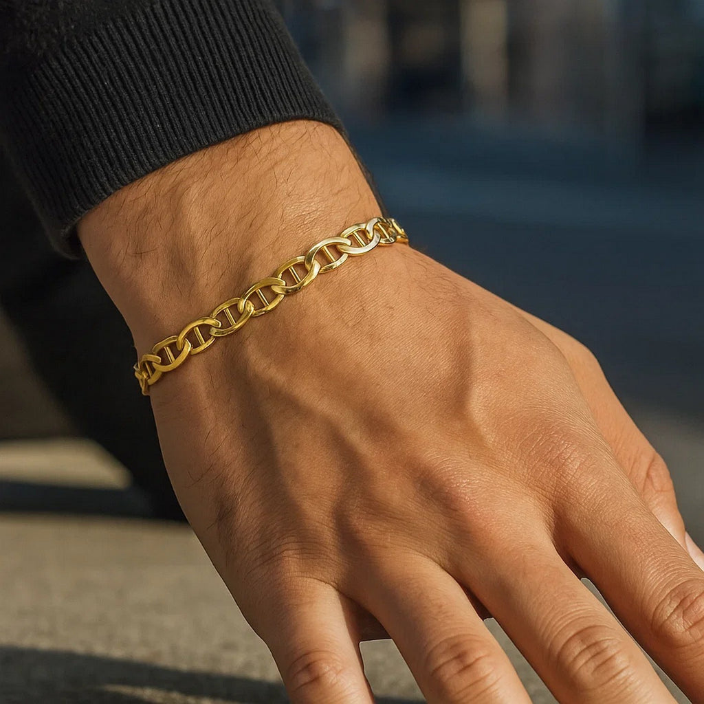 14k yellow gold mariner link bracelet featuring modern design and elegant 6.30 mm links for a luxurious touch.