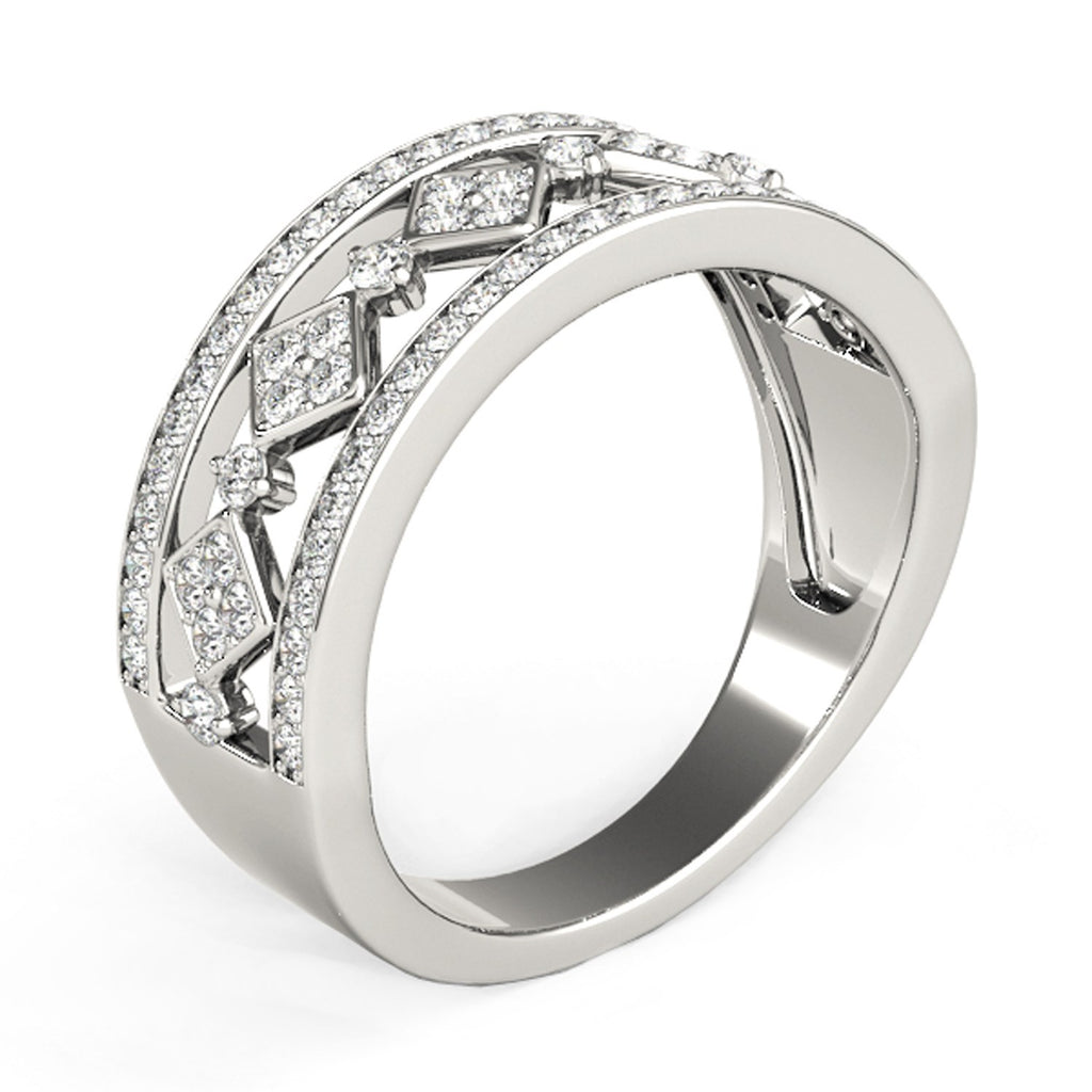 Diamond studded square motif ring in 14k white gold, featuring a modern prong setting and exquisite round diamonds.