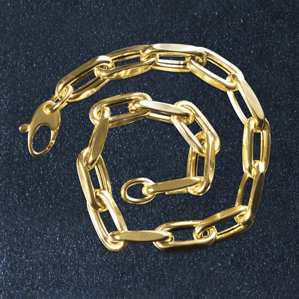 Elegant 14k yellow gold French cable link bracelet featuring round links, perfect for luxurious everyday wear.