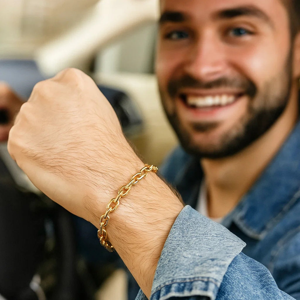 Elegant 14k yellow gold French cable chain bracelet featuring a refined round design, perfect for luxury styling.
