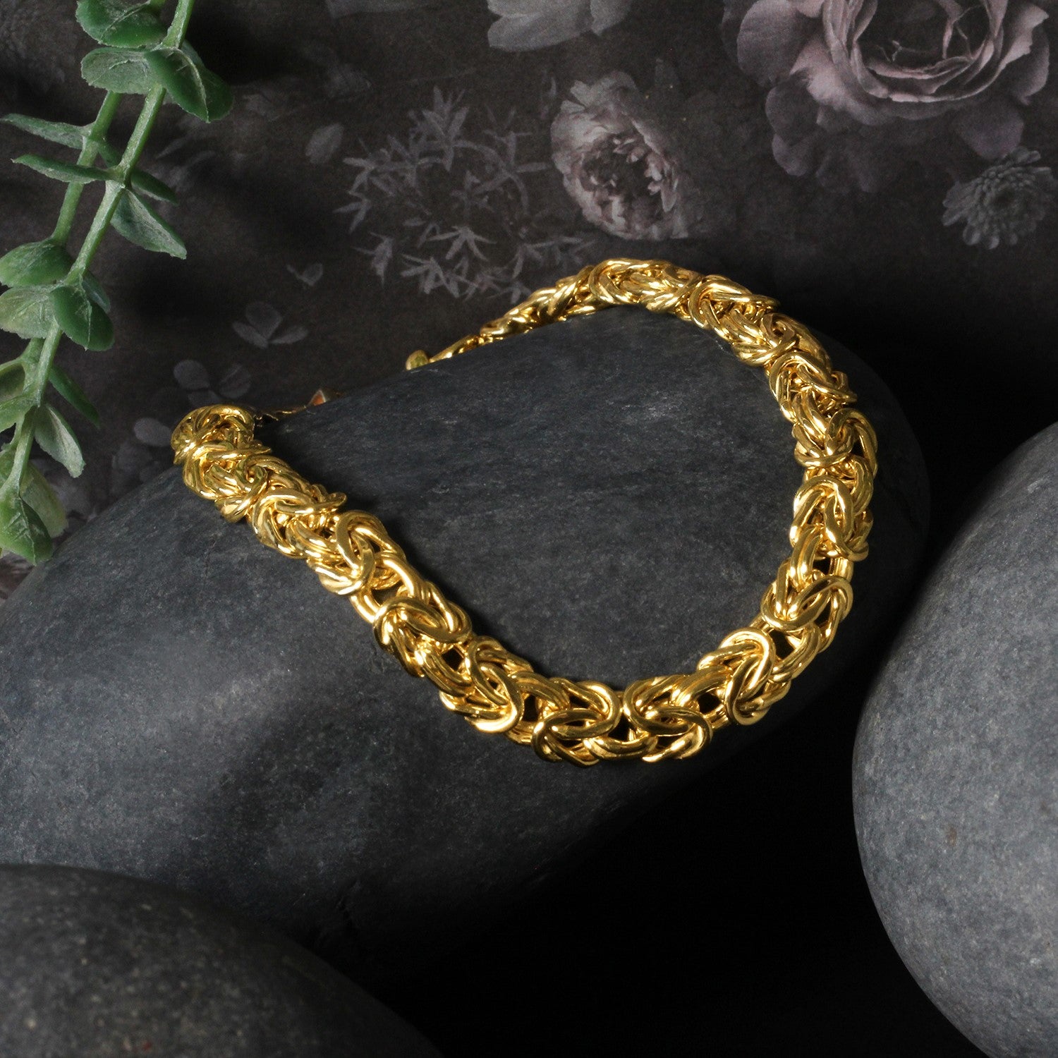 Elegant 10k yellow gold Byzantine design chain bracelet featuring intricate links, perfect for luxury jewelry lovers.