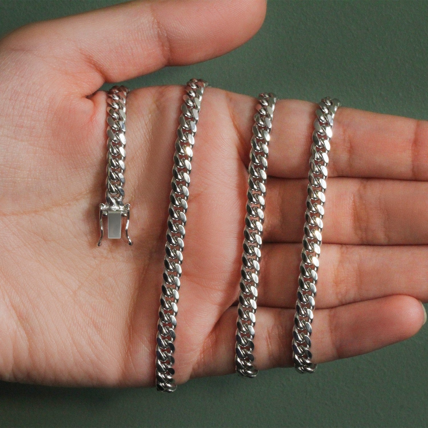 14k white gold classic Miami Cuban chain, 5.00 mm, featuring a sleek round design for timeless elegance.