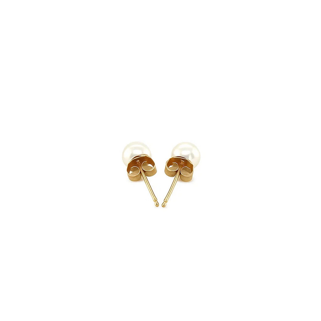 Elegant 14k yellow gold stud earrings featuring 4mm freshwater cultured pearls for a timeless luxury look.