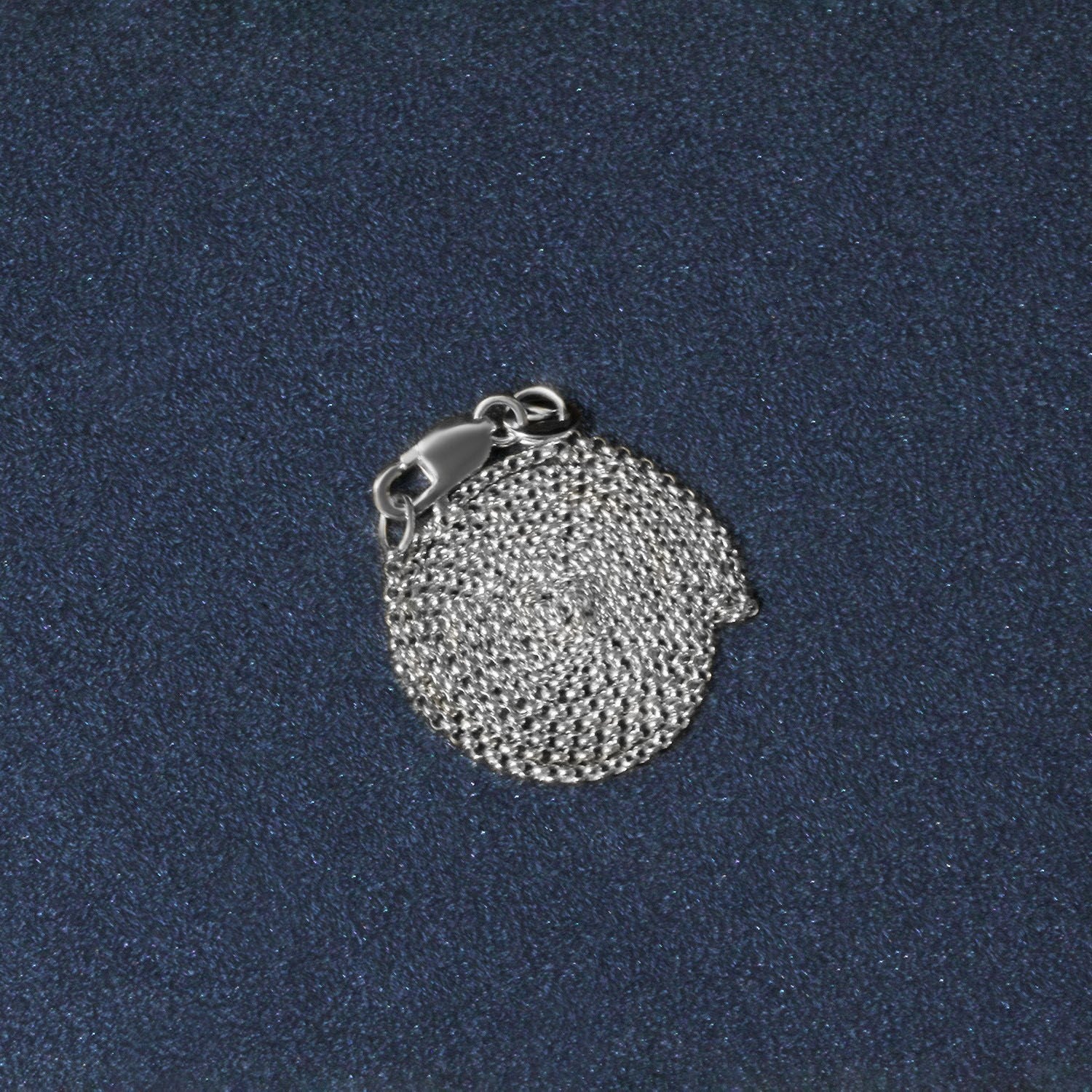 14k white gold diamond cut rolo chain, contemporary design with a sleek finish, perfect for layering or standalone elegance.