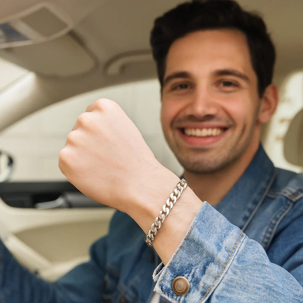 14k white gold Miami Cuban semi-solid bracelet featuring classic link design, 7.00 mm width for timeless elegance.