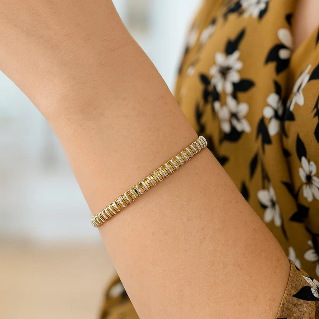 14k two-tone gold mini diamante bracelet featuring elegant diamond accents and a refined 4.00 mm design.