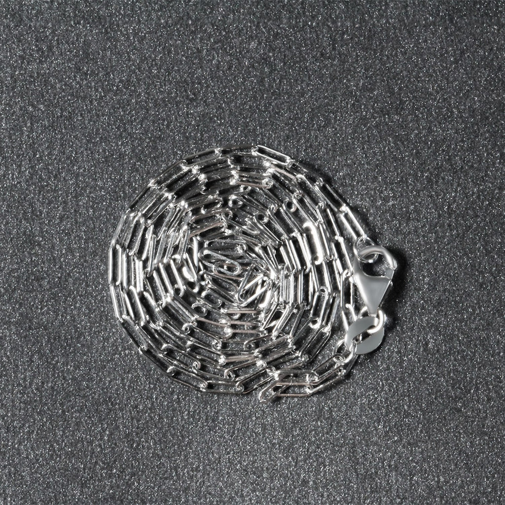 14k white gold fine paperclip chain with modern design, featuring sleek round links for a sophisticated look.