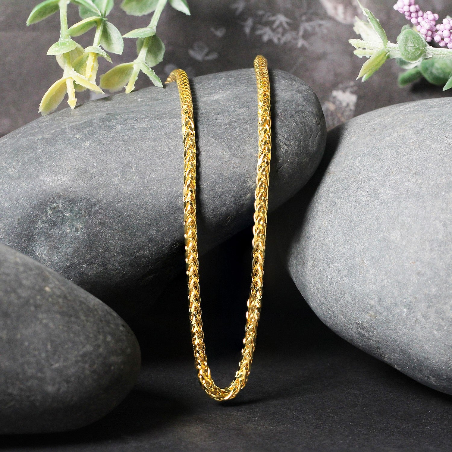 14k yellow gold diamond cut round Franco chain, 2.70 mm, showcasing elegant design and luxurious shine.