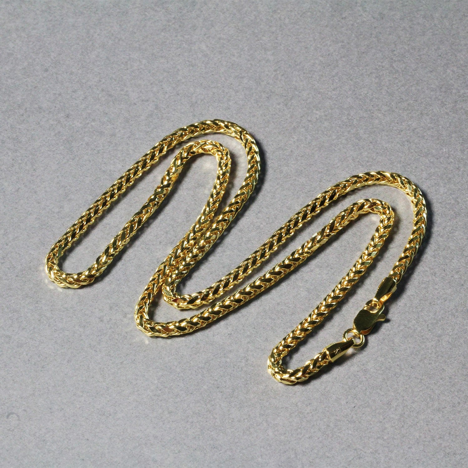 14k yellow gold diamond cut round Franco chain, 2.70 mm, showcasing elegant design and luxurious craftsmanship.