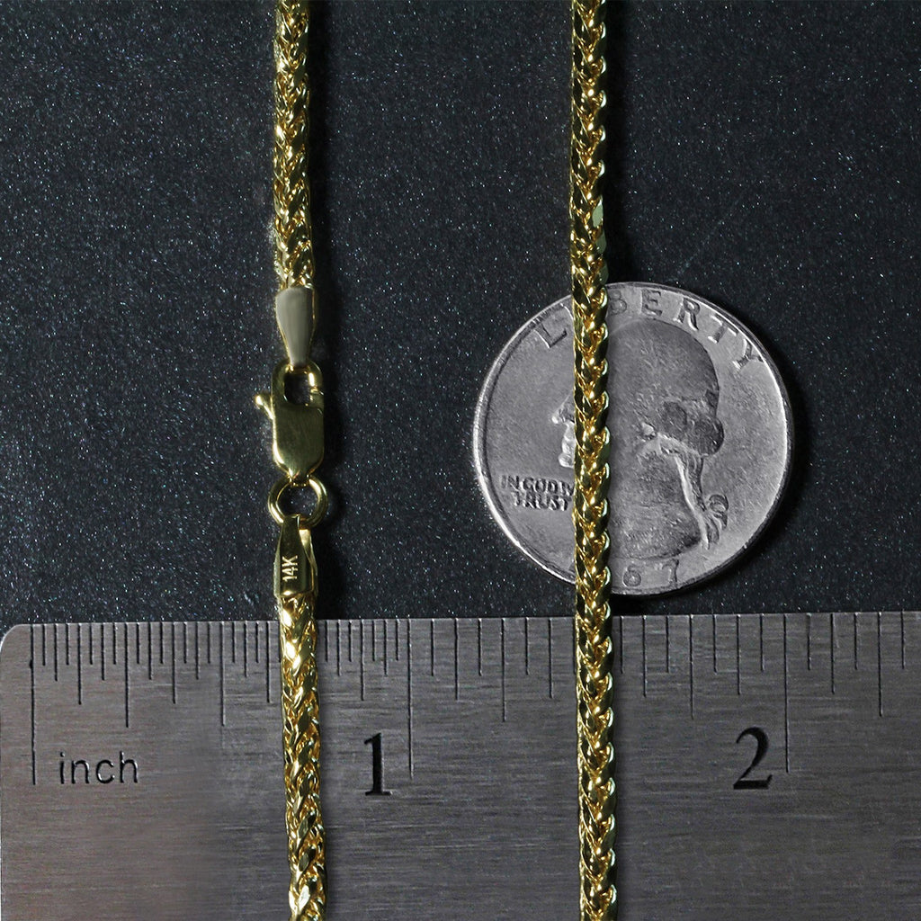 14k yellow gold diamond cut round Franco chain, elegantly designed at 2.70 mm for a luxurious touch.