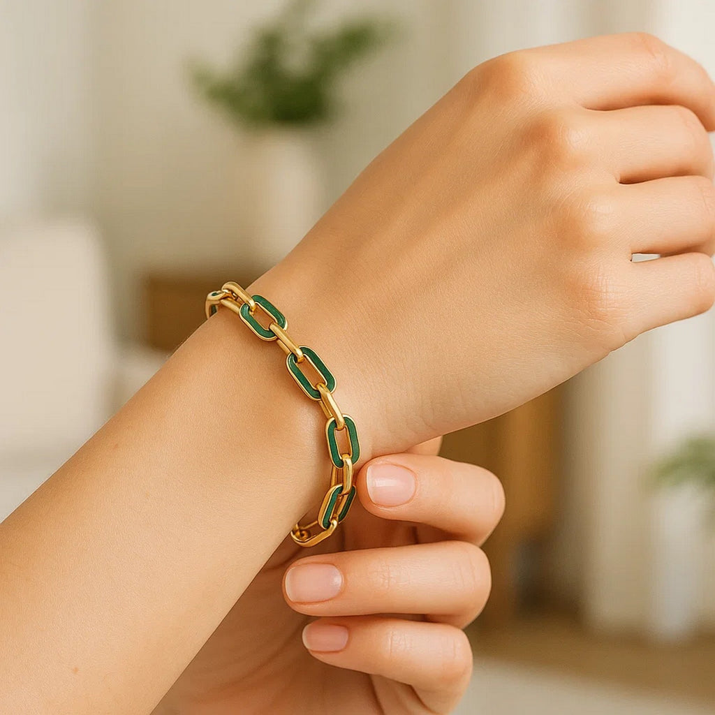 14k yellow gold malachite paperclip bracelet featuring modern link design, perfect for elegant layering or standalone wear.