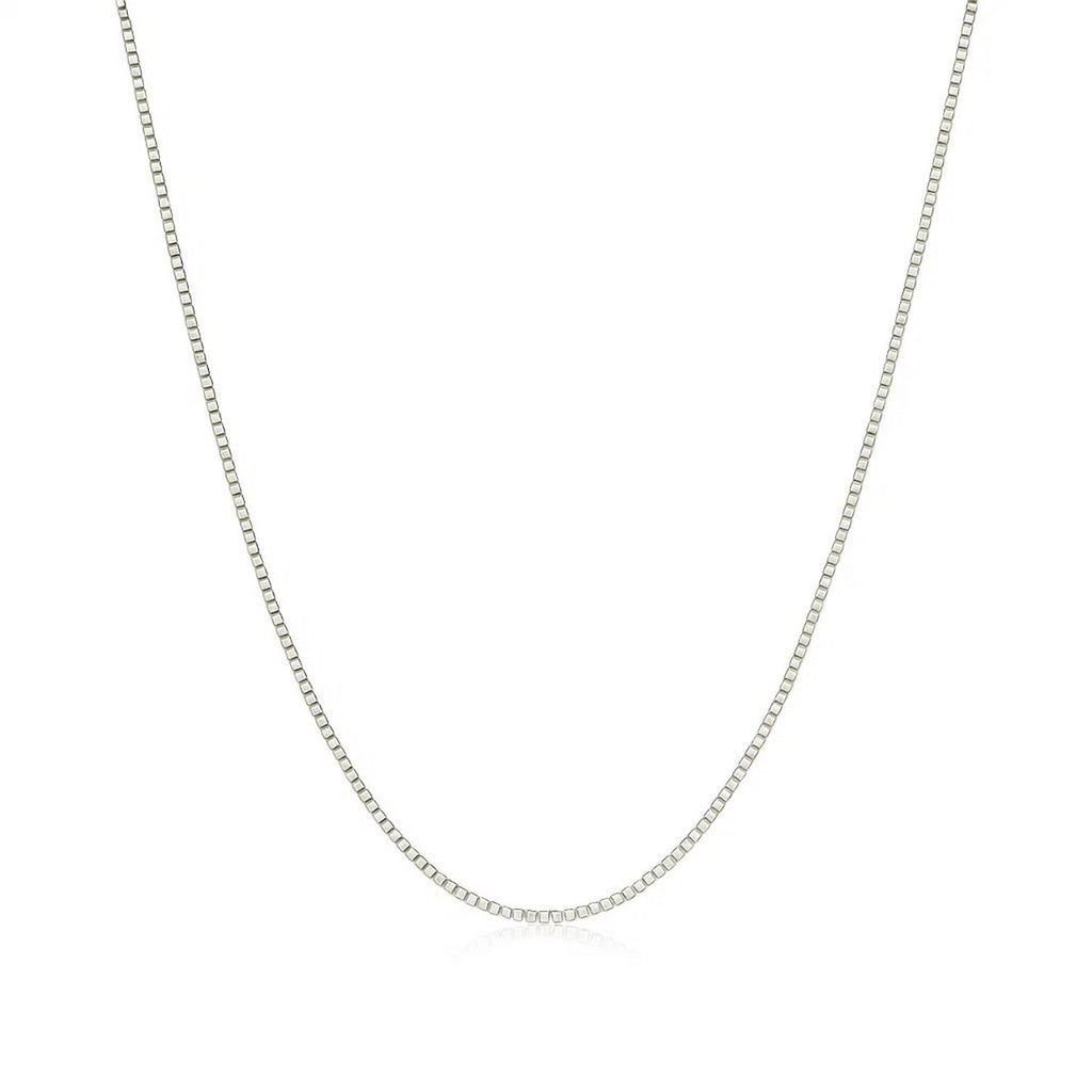 14k white gold classic box chain (0.45 mm) featuring a sleek, timeless design for elegant layering or solo wear.