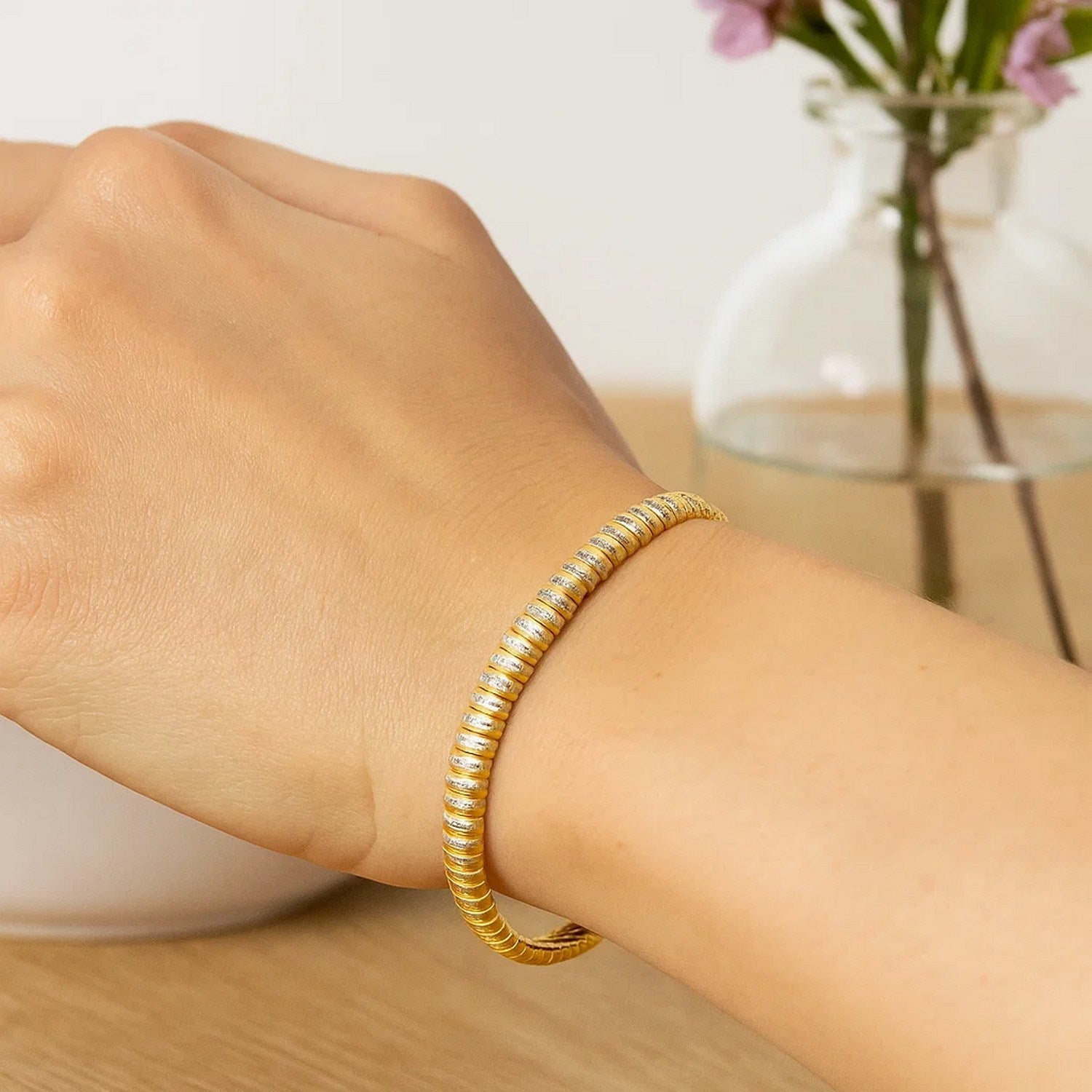 14k yellow gold diamante flex bracelet featuring elegant round chain design, perfect for sophisticated styling.