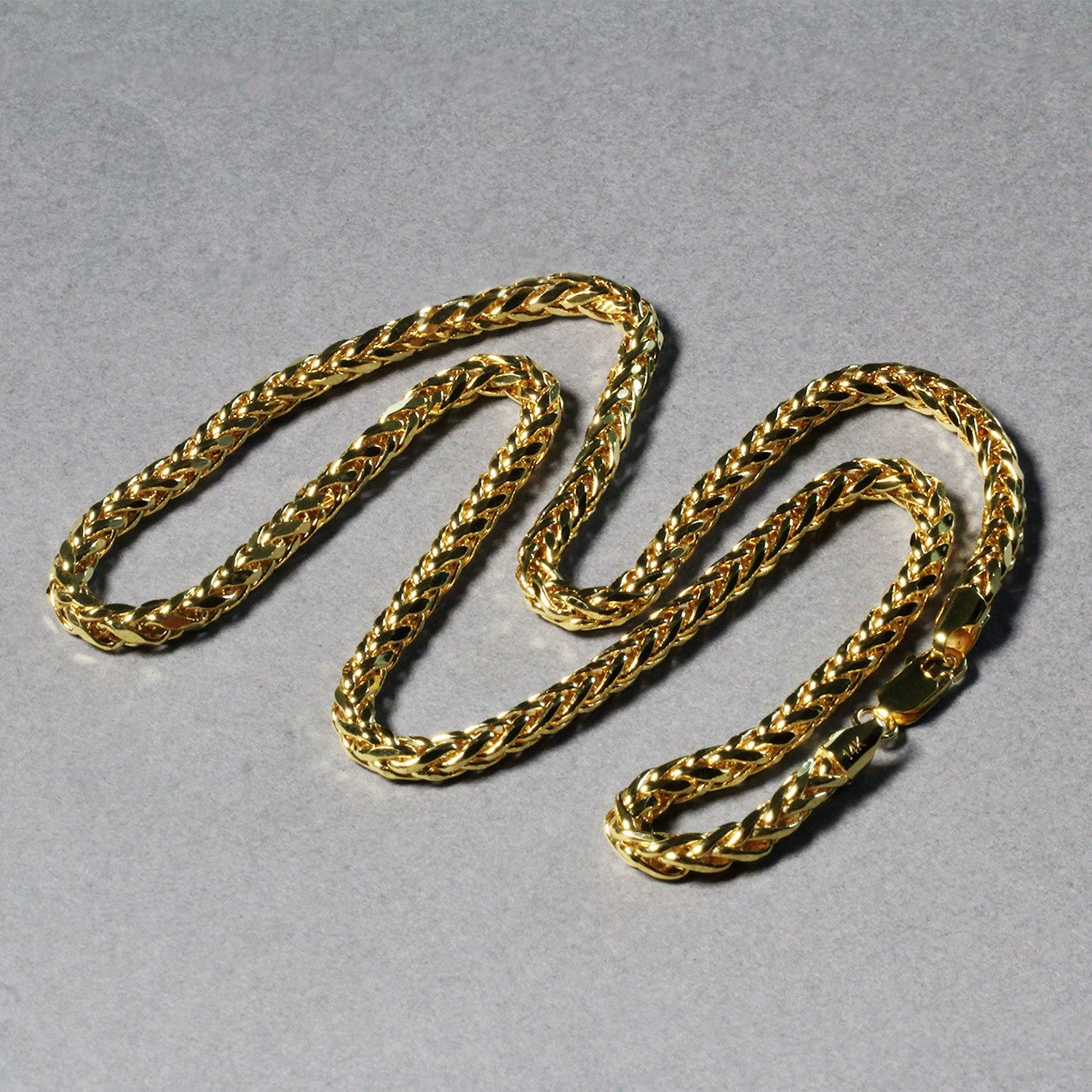 14k yellow gold diamond cut round Franco chain, modern design with a luxurious shine and intricate craftsmanship.