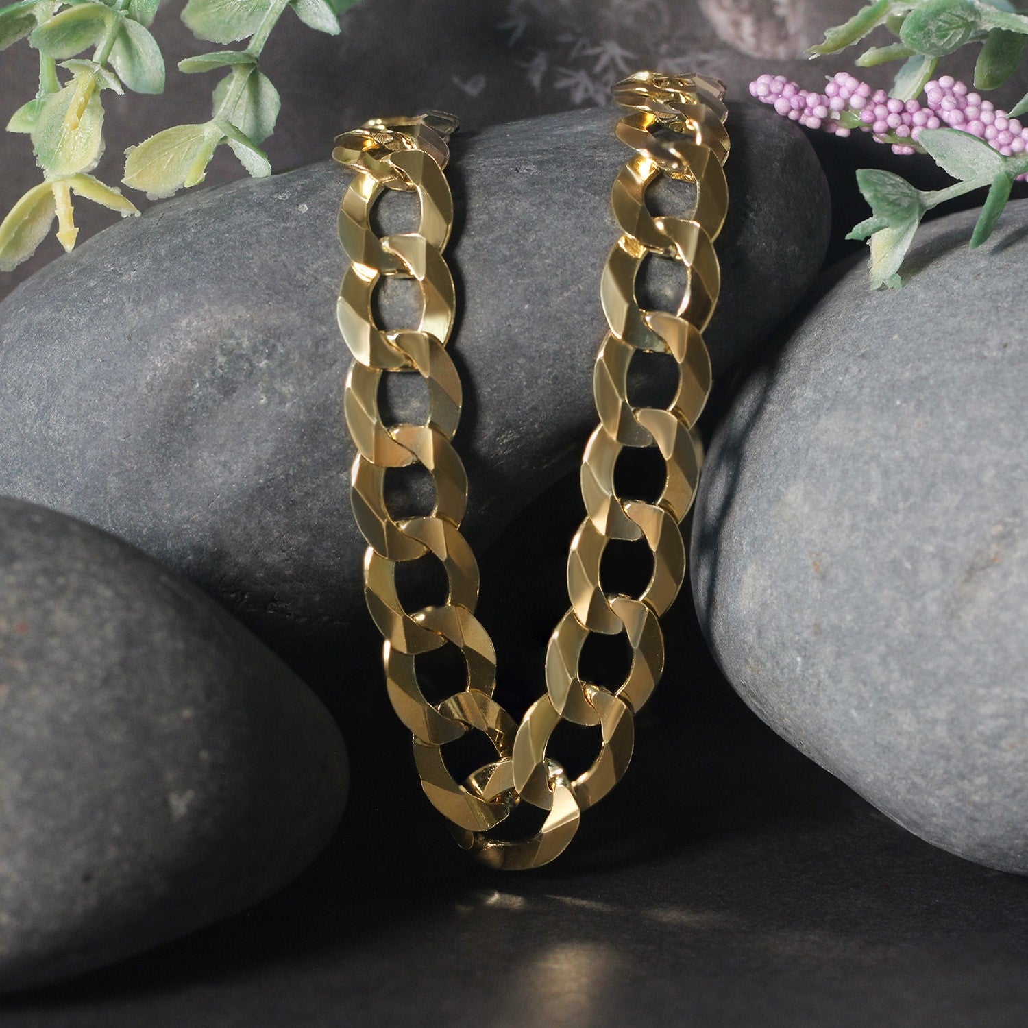 Solid curb chain in 14k yellow gold, modern design with polished links, perfect for layering or standalone elegance.