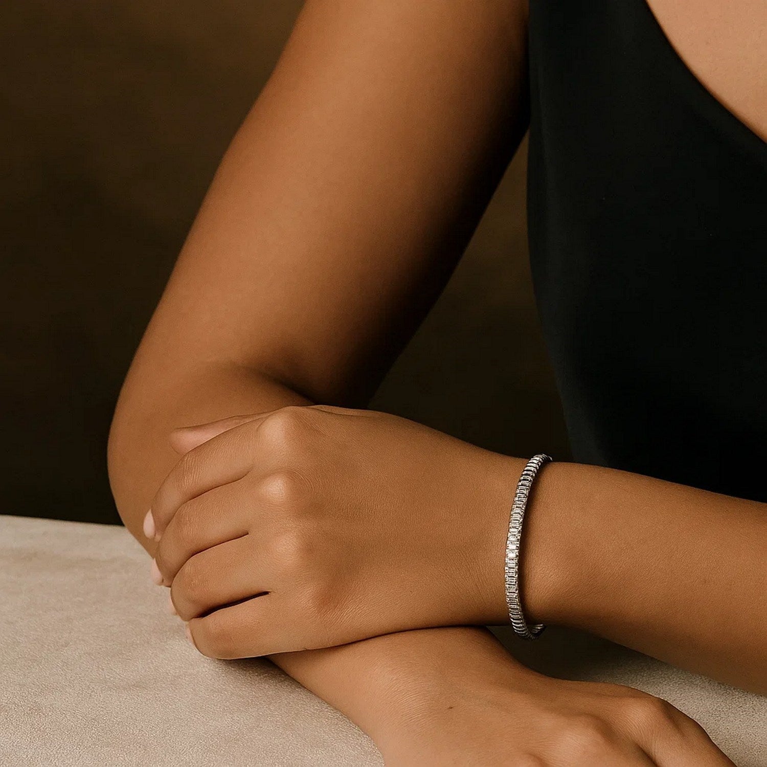 14K white gold mini diamante bracelet featuring a classic design with sparkling diamond accents, perfect for luxury styling.