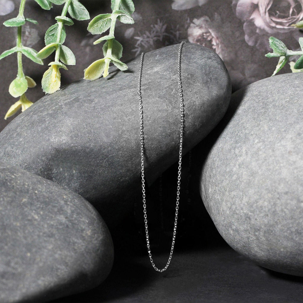 18k white gold diamond cut cable link chain, contemporary design, featuring elegant interlocking links, 0.80 mm thickness.