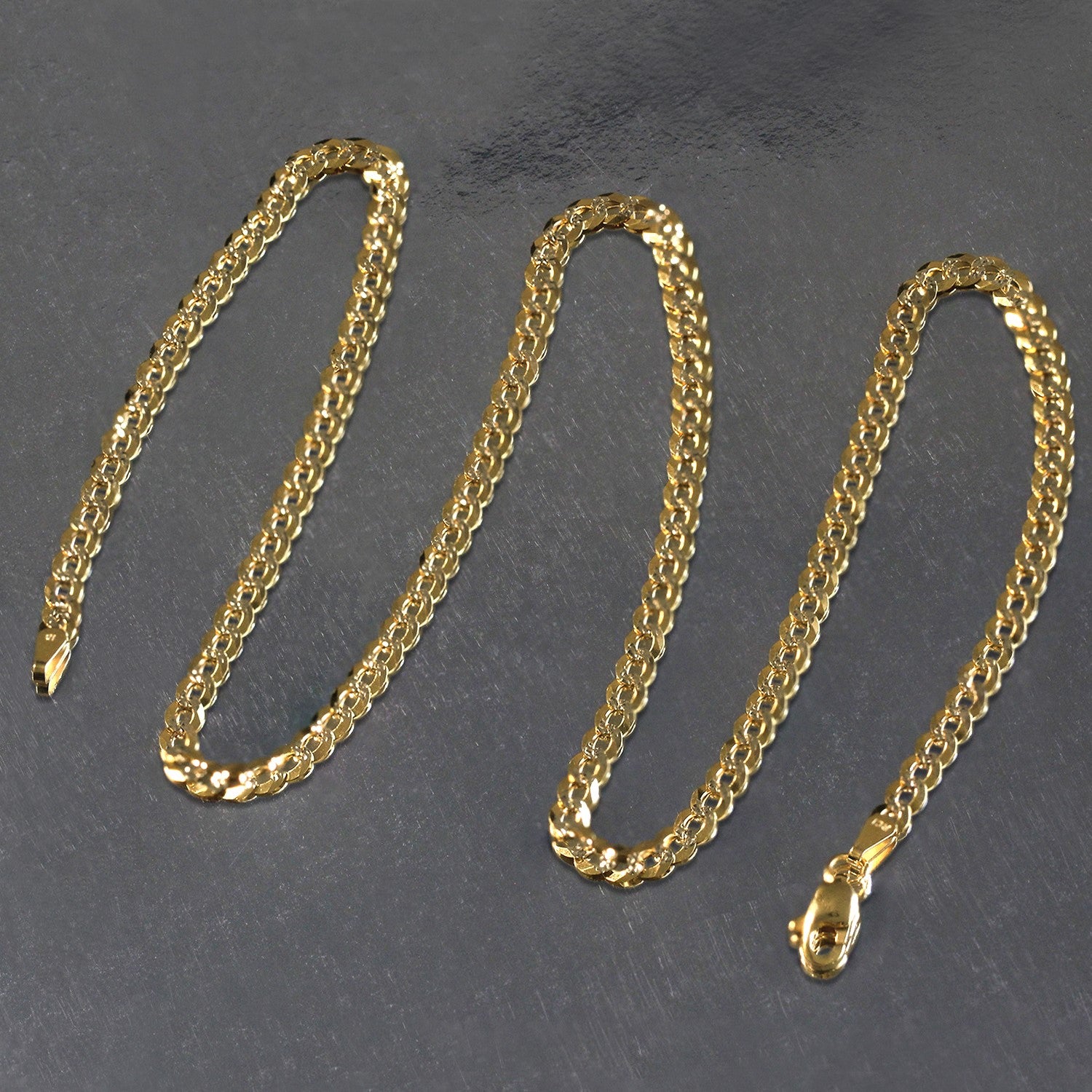 14k two-tone gold pave curb chain with modern design, featuring a sleek 3.60 mm width for a luxurious statement.
