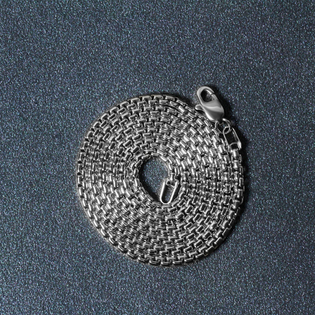 14k white gold solid round box chain, modern design, 2.5 mm width, perfect for layering or as a statement piece.