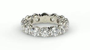 Anillo de eternidad con diamantes cultivados en laboratorio de talla redonda en oro blanco de 14 k (6 cts FG/VS2)