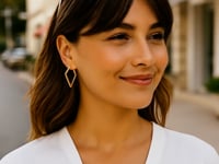 Серьги-обруч с бриллиантовым мотивом из жёлтого золота 14 карат
