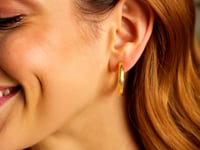 Серьги-обручи из 14K жёлтого золота с гравировкой